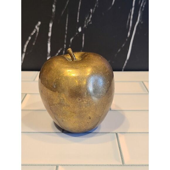 Solid Brass Apple Paperweight Life Size Stem Teacher Gift MCM 3" Home Décor EUC - Picture 8 of 9